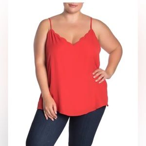 Socialite Scallop Cami in Fiery Red Size: 3X